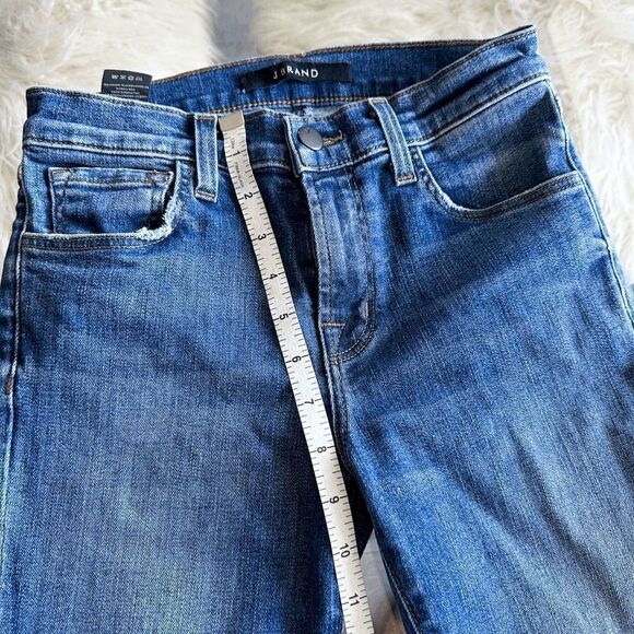 J Brand Mid Rise Capri Revoke Destructed Hem Jeans - Size 25 - Picture 8 of 9